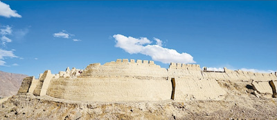 新疆石头城遗址