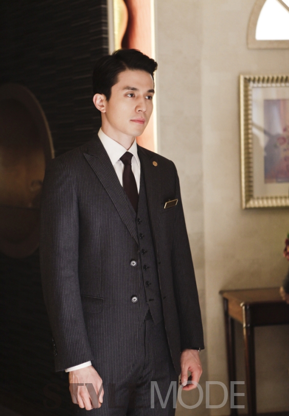 “地狱使者“李东旭,300多岁穿这样! “地狱使者“李东旭,300多岁穿这样!