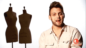 实拍辣眼睛超乱办公桌！顺便教你如何改造充满节日感