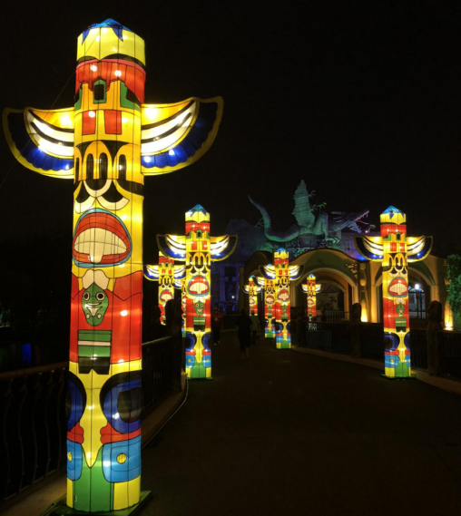 长影世纪城彩灯文化节采风活动绚丽落幕