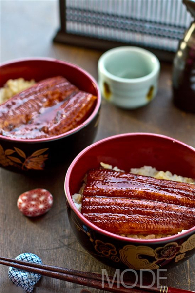 日式鳗鱼饭团.jpg