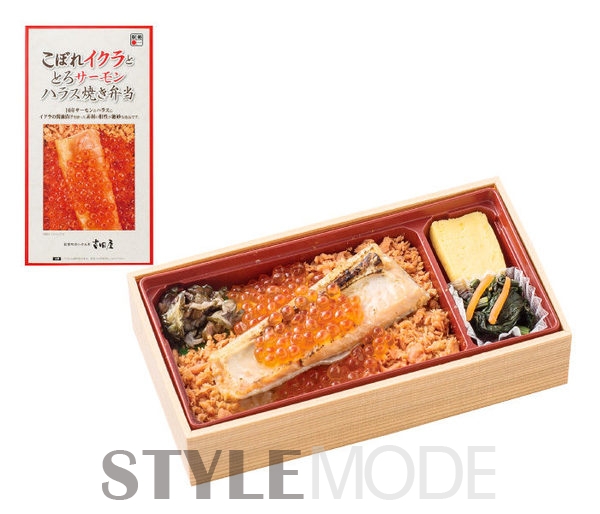 青森县／散鲑鱼卵鲑鱼肉 烤鲑鱼腹便当.jpg