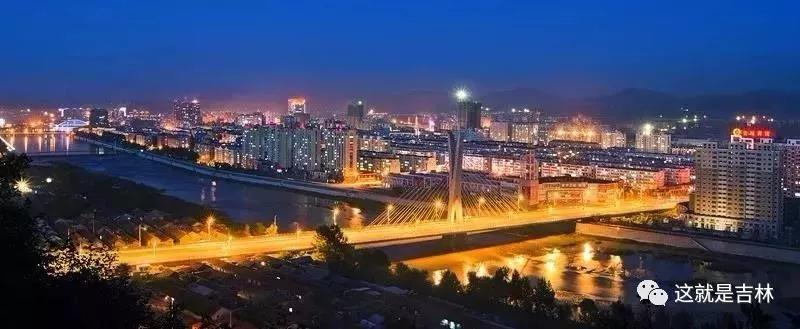 “东北亚之夜”中外青年歌会