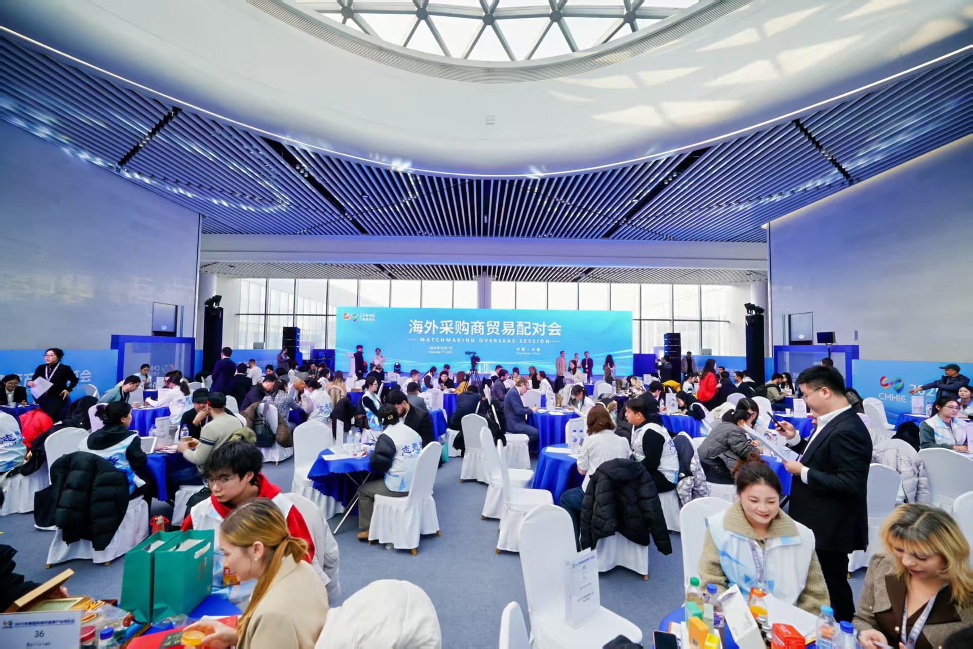 0ec0860fee5149cb6578fe9528e5e589_.jpg 0ec0860fee5149cb6578fe9528e5e589_.jpg